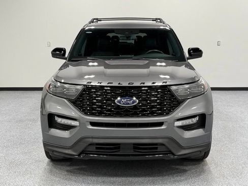 Used 2024 Ford Explorer ST-Line w/ Class IV Trailer Tow Package RWD image 3