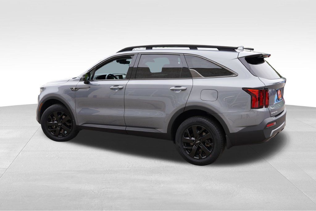 Certified 2023 Kia Sorento S AWD/4WD image 8