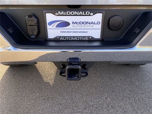 Used 2025 GMC Sierra 1500 SLT image 32