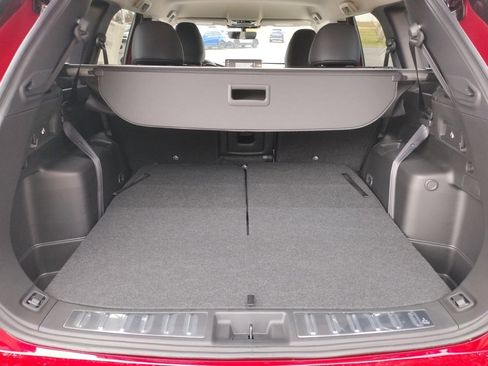 New 2025 Mitsubishi Outlander SE image 9