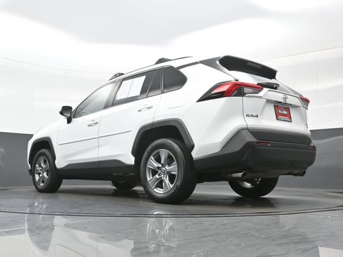 Used 2022 Toyota RAV4 XLE w/ Convenience Package AWD/4WD image 32