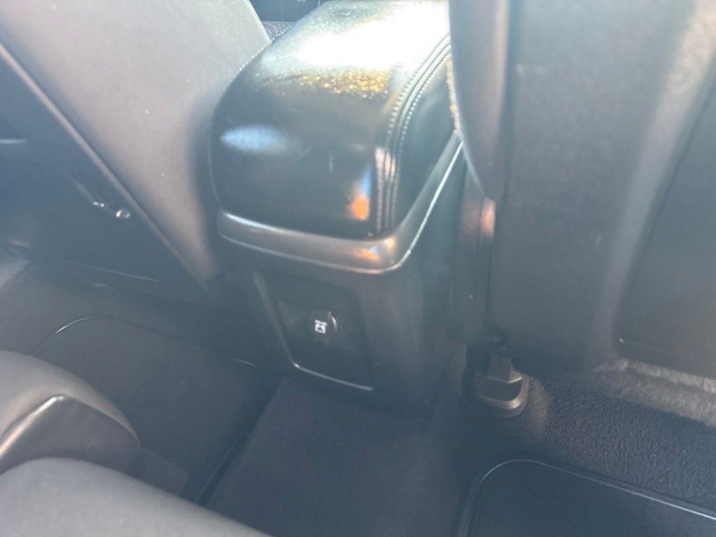 Used 2015 Dodge Journey SXT w/ Flexible Seating Group FWD image 24
