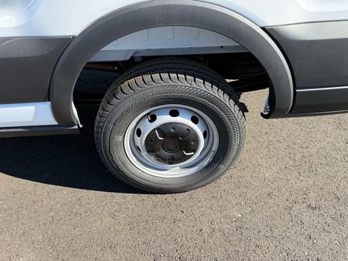 New 2026 Ford Transit 250 148 Medium Roof image 17