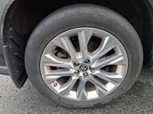 Used 2023 Toyota Highlander Limited AWD/4WD image 7