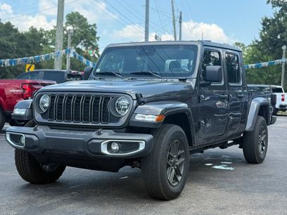 Used 2024 Jeep Gladiator Sport