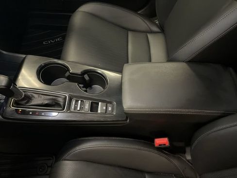 Certified 2022 Honda Civic Sport Touring image 21