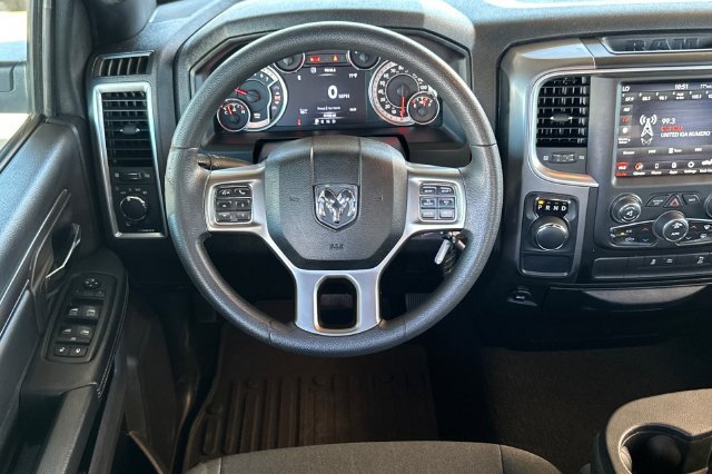 Used 2021 RAM 1500 Classic SLT RWD image 13