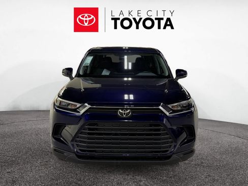 New 2026 Toyota Grand Highlander LE image 8