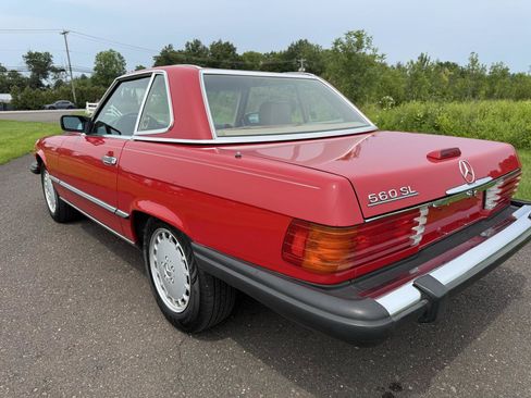 Used 1988 Mercedes-Benz 560 SL image 14