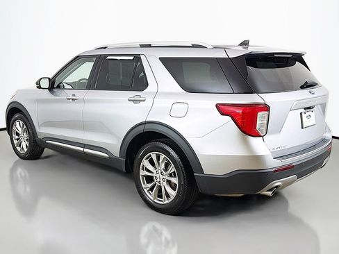 Used 2023 Ford Explorer Limited w/ Equipment Group 301A AWD/4WD image 12