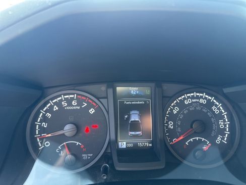 Used 2023 Toyota Tacoma SR AWD/4WD image 13