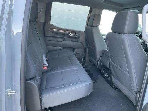 Used 2024 Chevrolet Silverado 1500 LT image 13