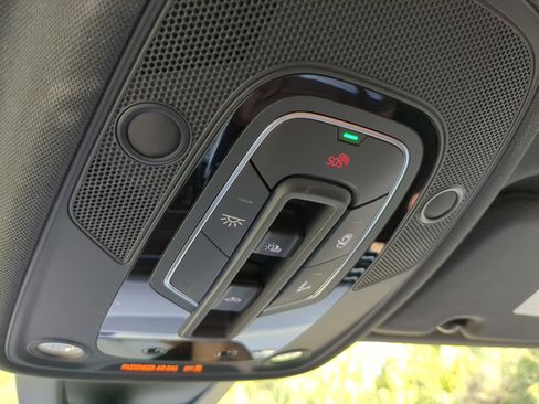 Used 2025 Audi Q8 Premium Plus w/ Premium Plus Package image 20