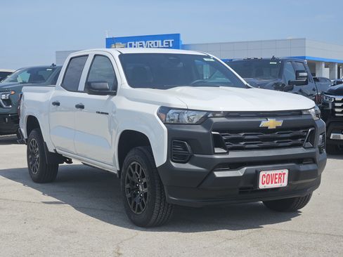 New 2026 Chevrolet Colorado W/T w/ WT Custom Package RWD image 2