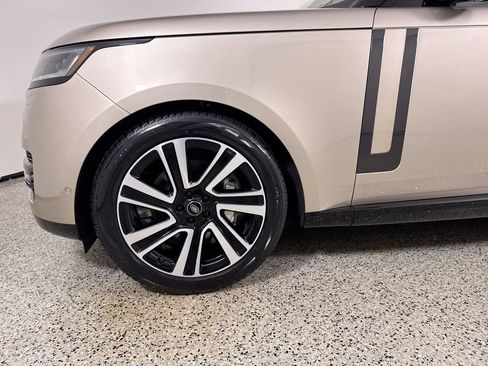 Used 2023 Land Rover Range Rover SE AWD/4WD image 10