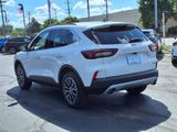Used 2025 Ford Escape SE image 5