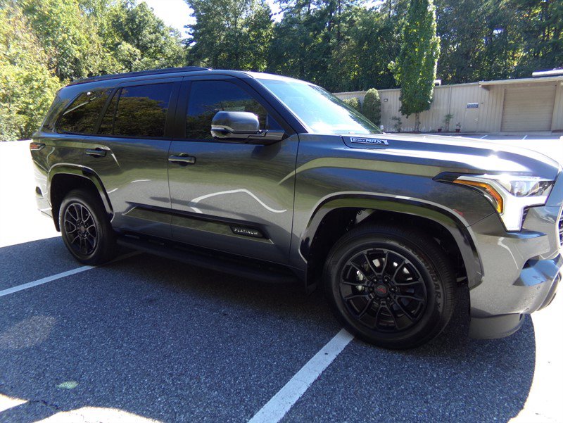 Used 2024 Toyota Sequoia Platinum w/ TRD Off-Road Package AWD/4WD image 5
