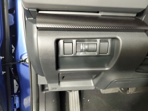 New 2025 Subaru Crosstrek 2.5i Premium image 27