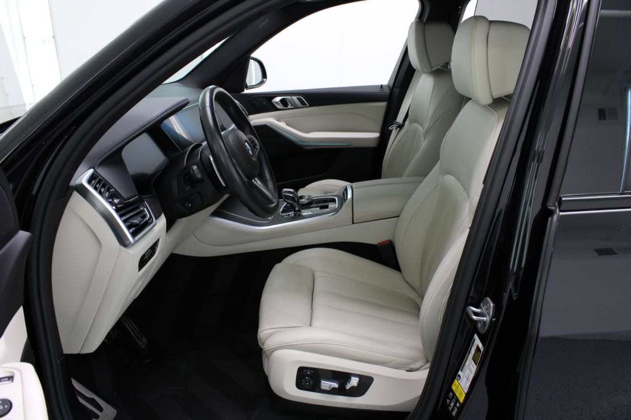 Used 2022 BMW X5 xDrive40i w/ M Sport Package AWD/4WD image 32