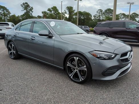 Used 2025 Mercedes-Benz C 300 Sedan image 2