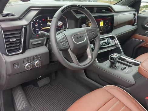 Used 2026 GMC Sierra 1500 Denali Ultimate AWD/4WD image 10