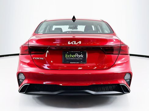 Used 2024 Kia Forte LXS image 7