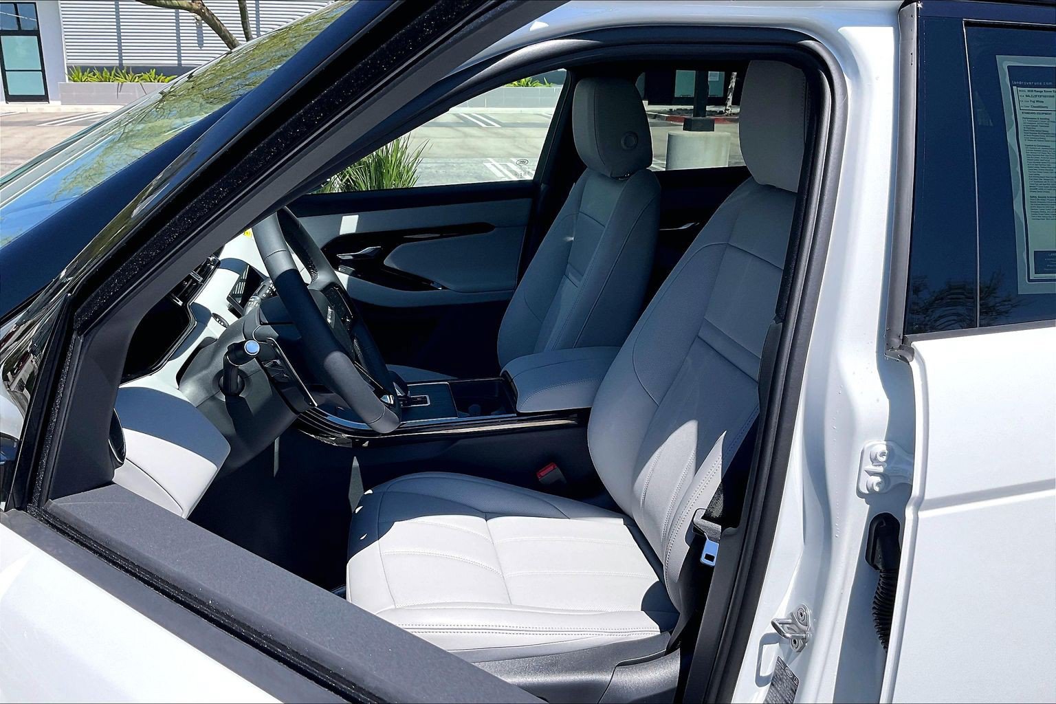 New 2026 Land Rover Range Rover Evoque S AWD/4WD image 15