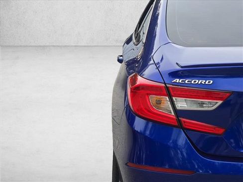Used 2020 Honda Accord Sport image 15
