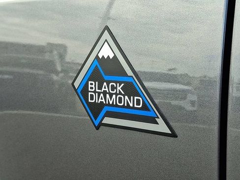 Used 2023 Ford Bronco Black Diamond AWD/4WD image 30
