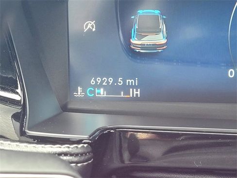 Certified 2023 Lincoln Corsair Standard AWD w/ Equipment Group 101A image 22