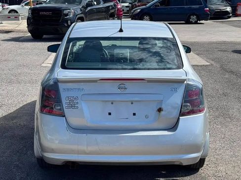 Used 2011 Nissan Sentra 2.0 SR FWD image 5