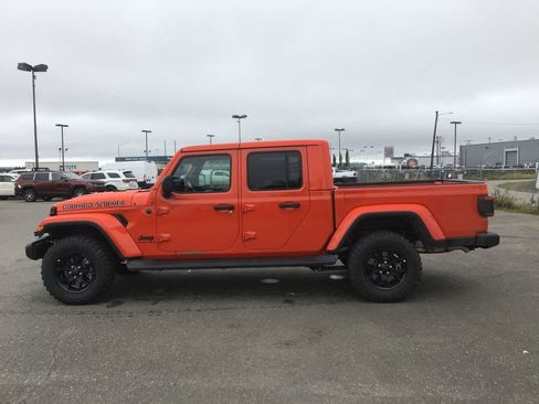 New 2025 Jeep Gladiator Sport image 1