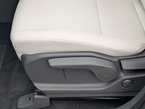 New 2026 Hyundai Santa Fe SE image 18