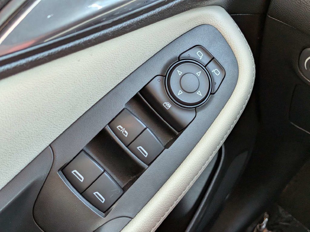 Used 2020 Buick Encore GX Preferred w/ Cold Weather Comfort Package FWD image 21