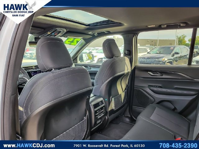 Certified 2025 Jeep Grand Cherokee Laredo X w/ Luxury Tech Group I AWD/4WD image 12