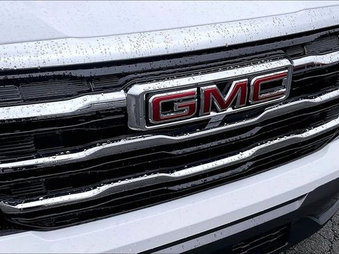 New 2026 GMC Terrain Elevation image 16