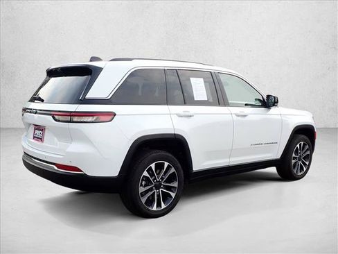 Used 2023 Jeep Grand Cherokee 4WD 4xe w/ Luxury Tech Group II image 4