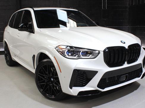 Used 2021 BMW X5 M w/ Competition Package image 10