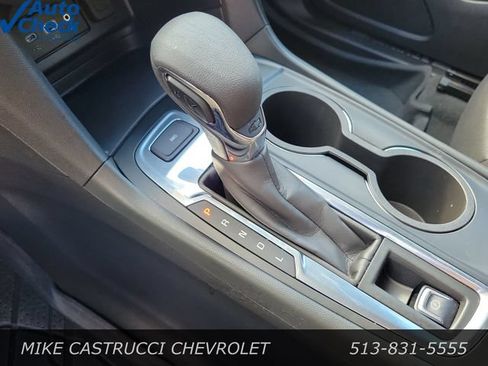 Used 2023 Chevrolet Equinox LT AWD/4WD image 15