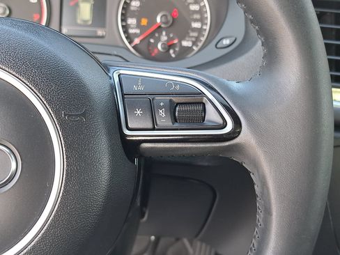 Used 2018 Audi Q3 2.0T Premium AWD/4WD image 19
