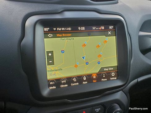 Used 2023 Jeep Renegade Latitude w/ Premium Group image 30