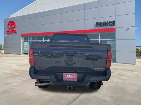 New 2026 Toyota Tacoma TRD Off-Road AWD/4WD image 5