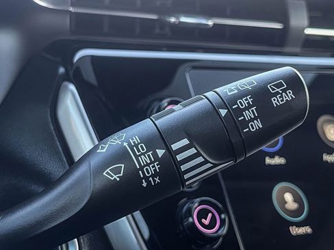 Certified 2022 Chevrolet Bolt EUV LT image 48