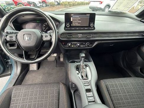 Used 2024 Honda HR-V Sport image 17