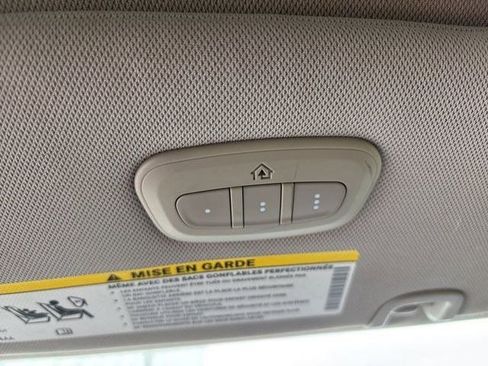 Used 2020 Chrysler Voyager Lxi image 29