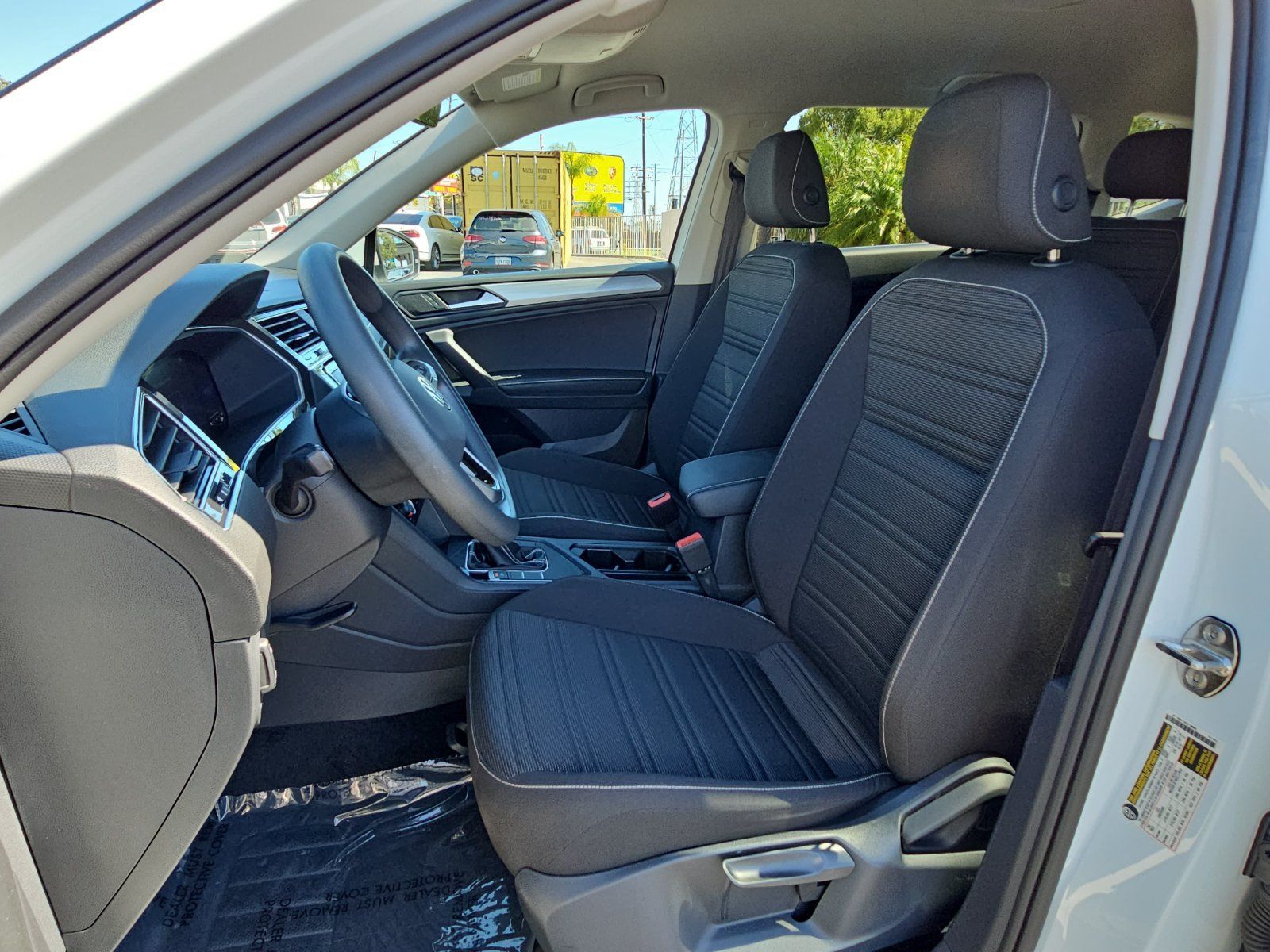 Used 2023 Volkswagen Tiguan S FWD image 15