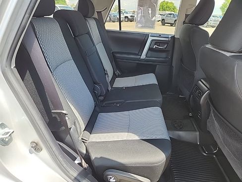 Used 2019 Toyota 4Runner SR5 AWD/4WD image 40