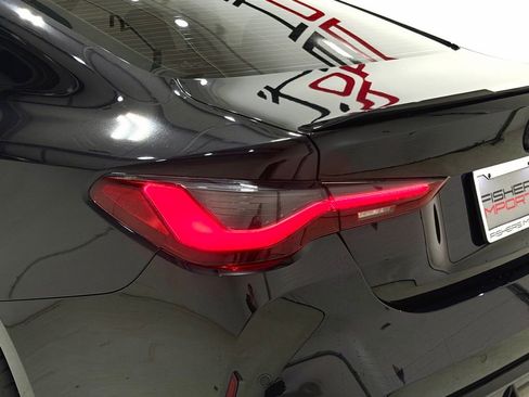 Used 2022 BMW M4 xDrive Competition w/ Executive Package image 15