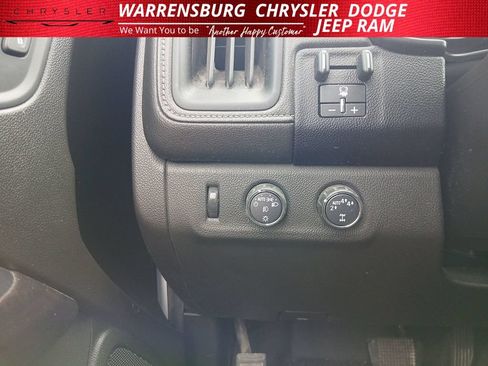Used 2017 GMC Canyon SLT w/ Trailering Package AWD/4WD image 27