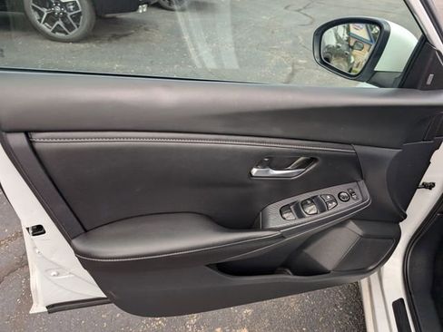 Used 2021 Nissan Sentra SV image 14